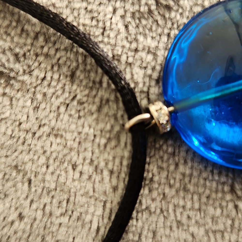 Blue Glass Oval w 8" Drop Black Chord, Extension, Made in Itlay w5 Rhinestones - Picture 6 of 6